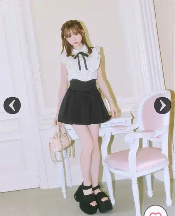 미셸 마카롱 슬림 레그 리본 스커트 (이너 팬츠 포함)