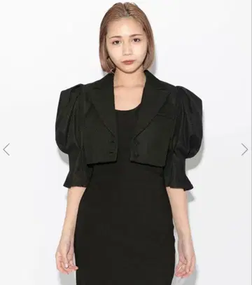 멜트 더 레이디 Melt the lady 페탈 크롭 자켓