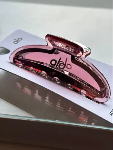 alo 빈티지 핑크 아크릴 클리어 투명 헤어 클립