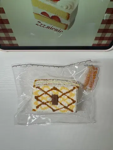 일소수작 미니 토스트 크림감 스퀴즈