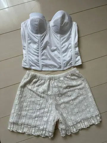 Triumph 브라이덜 이너