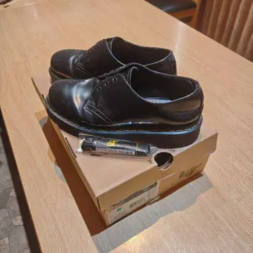 닥터마틴 1461 벡스 uk7 26cm