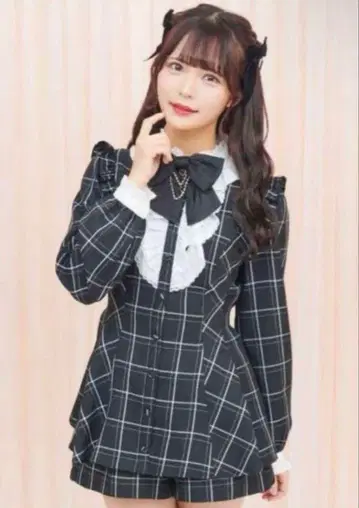 시크릿허니 블랙 체크 무늬 셋업