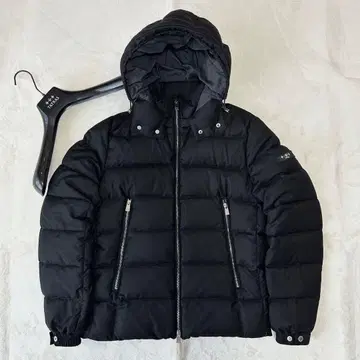 TATRAS DOMIZIANO 도미치아노 다운 자켓 블랙