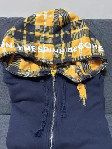 요네즈켄시 TOUR 2019 척추가 오팔이 될 무렵 세키츠이쿤 후드티