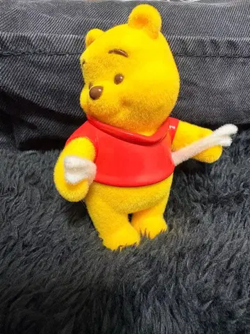 푸우 피규어 손바닥 사이즈