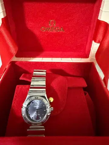 OMEGA 아날로그 시계 실버