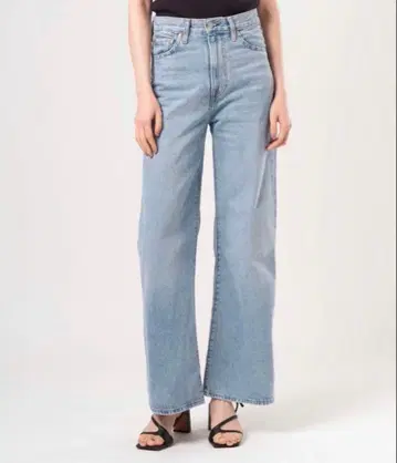 LEVI'S PREMIUM RIBCAGE WIDE LEG 24