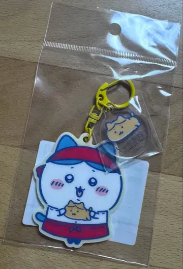치이카와 구이 점원 참 포함 아크릴 키링 (하치와레)