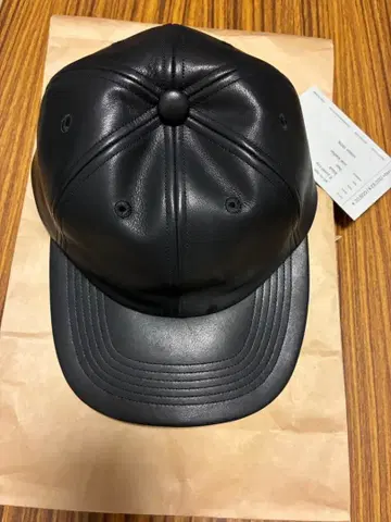 Hender scheme 핸더 스킴 가죽 캡