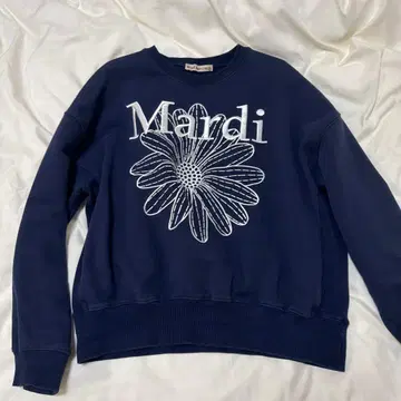 Mardi 자수 트레이닝복 네이비 자수 로고