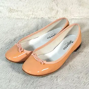 [ Repetto ] 샌드린느 페이턴트 발레 슈즈 핑크 베이지 계열
