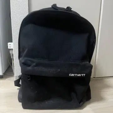 Carhartt 블랙 백팩