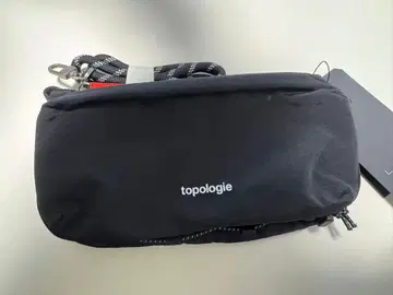 새상품 topologie 토폴로지 보틀 사코슈 미디엄 블랙