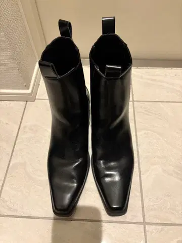 H&M 블랙 스퀘어토 첼시 부츠 41