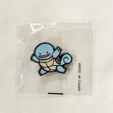 한국 올리브영 꼬부기 메탈 참 핀 배지