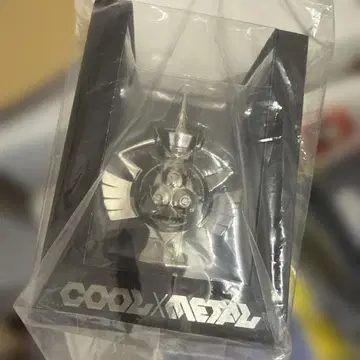 기라티나 포켓몬 센터 COOL AND METAL 피규어 미개봉 새상품