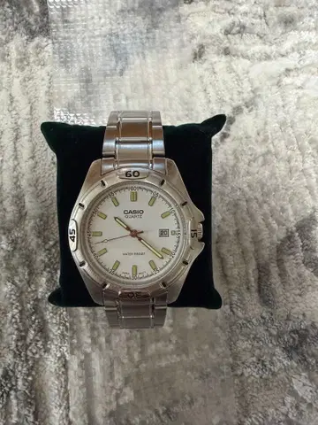 새상품급 CASIO MTP-1244 남성용 손목시계