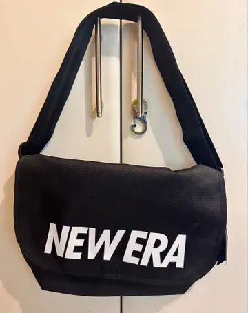 [ 새상품 미사용 ] NEW ERA 메신저 백