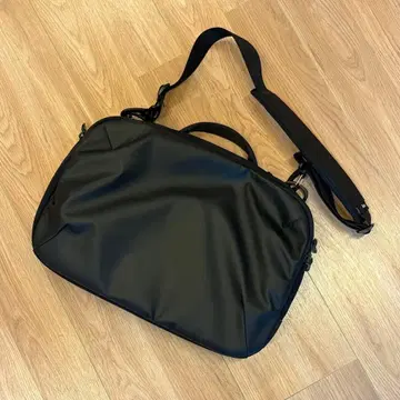 Aer COMMUTER BRIEF BAG