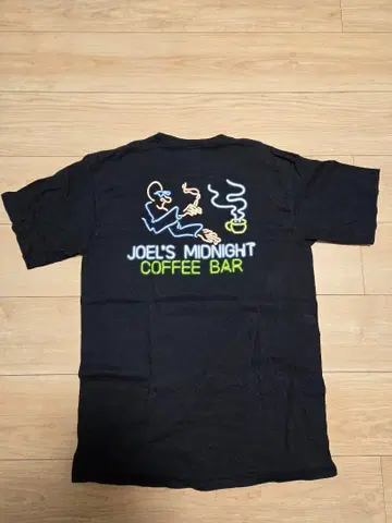 조엘 튜더 JOEL'S MIDNIGHT COFFEE BAR
