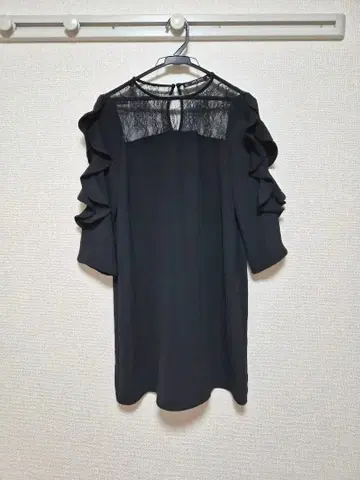 ZARA BASIC 블랙 미니 원피스 결혼식