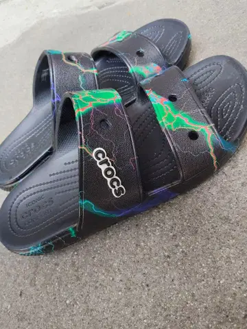 새상품급 Crocs 샌들 27cm