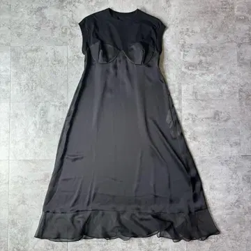 sacai 사카이 2023SS 절개 원피스