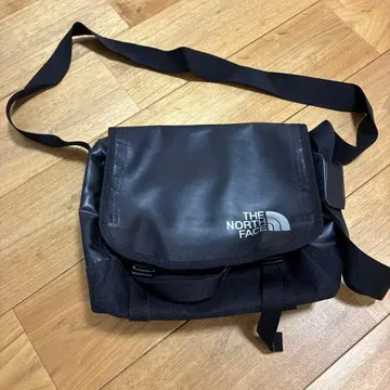 THE NORTH FACE 숄더백 블랙