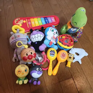 장난감 세트 (호빵맨 굿즈 위주)