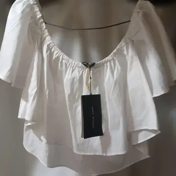 ZARA 오프숄더 상의 새상품 택 포함