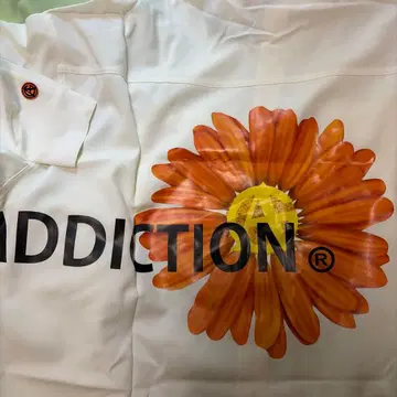 ADDICTION 꽃무늬 프린트 긴팔 오버 사이즈 셔츠 ~미사용 새상품~