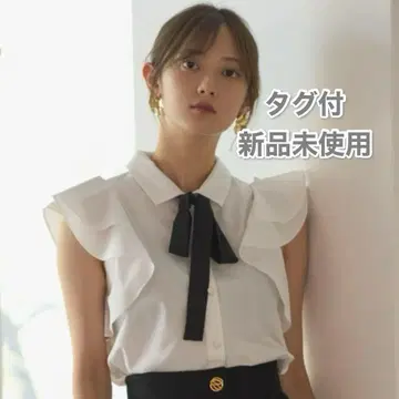 SNIDEL 스나이델 프릴 리본 슬리브리스 블라우스 보타이 셔츠