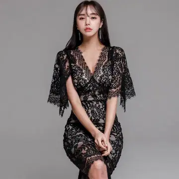 블랙 레이스 미디 드레스