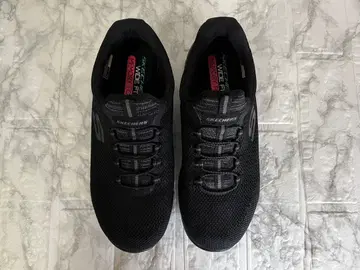 SKECHERS 메모리 폼 와이드 핏 블랙