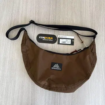 GREGORY 그레고리 LAUGHING BAG LUCKY 26