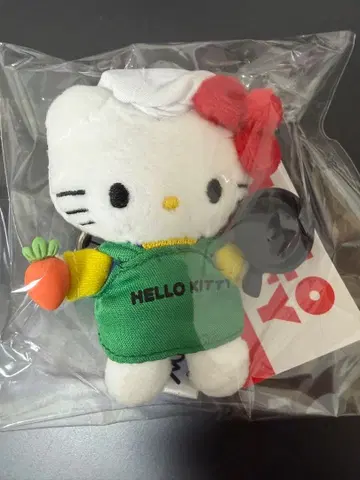로리즈팜 Me% 토이 키링 키티 쿠킹 코크 1