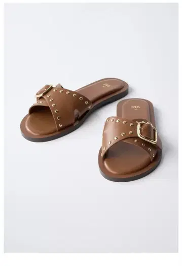 ZARA 스터드 장식 슬라이드 샌들