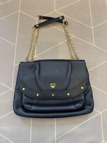 MCM 숄더백