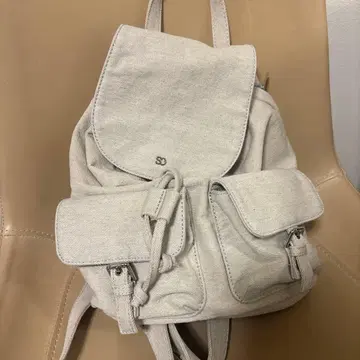 스탠드 오일 백팩