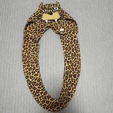 JEREMY SCOTT 레오파드 무늬 머플러