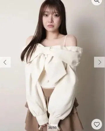 립서비스 리본 오프숄더 롱 슬리브 탑 상의 화이트