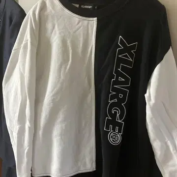XLARGE 롱 슬리브 T셔츠 L 사이즈 블랙/화이트