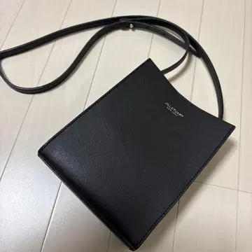 질 스튜어트 블랙 숄더백