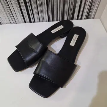 유나이티드 애로우즈 샌들