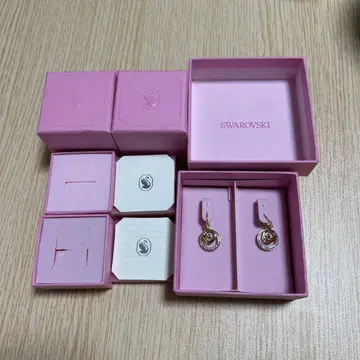Swarovski 서클형 귀걸이