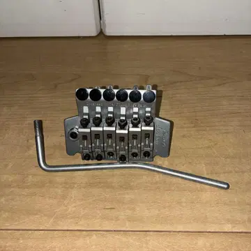 글로버 Jackson Floyd Rose 브릿지
