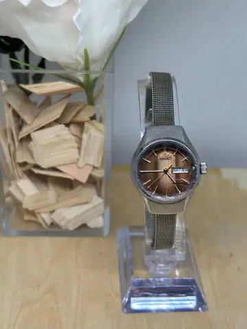 작동품 빈티지 SEIKO 오토매틱 여성용 브라운 다이얼