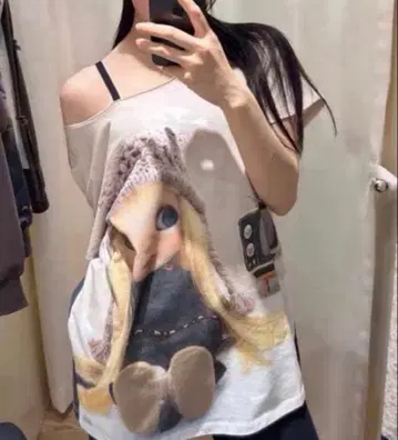 COYSEIO X BLYTHE 티셔츠