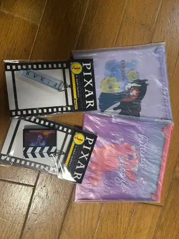 픽사 1번 복권 키링 컬렉션 2개 세트 피규어 카드 홀더